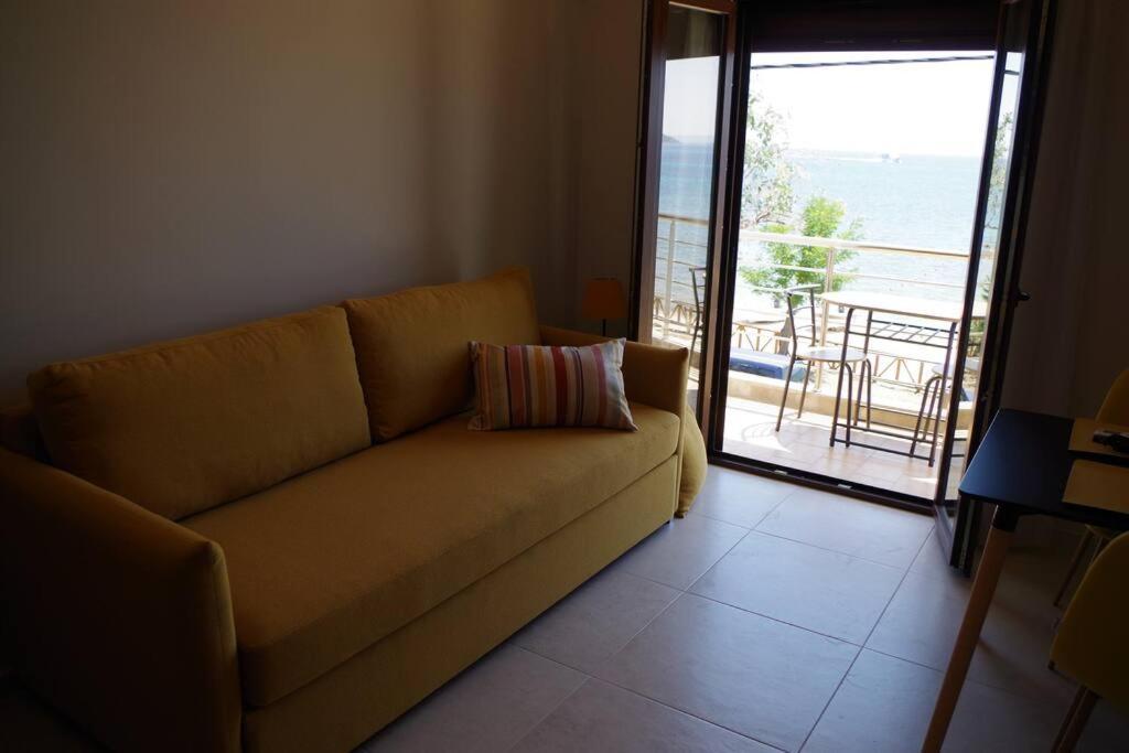 Seafront Centre Ouranoupoli Apartment Exterior photo